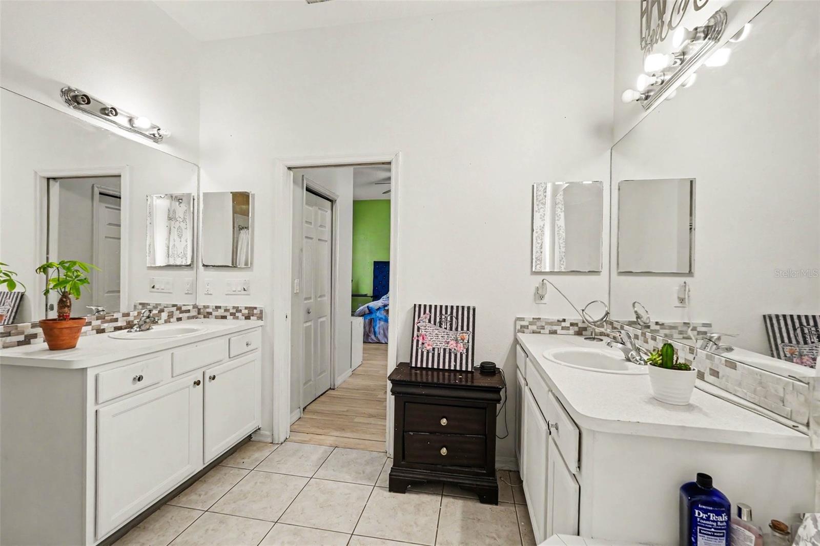 37110 HIGHLAND BLUFF CIR, DADE CITY, FL — photo 18