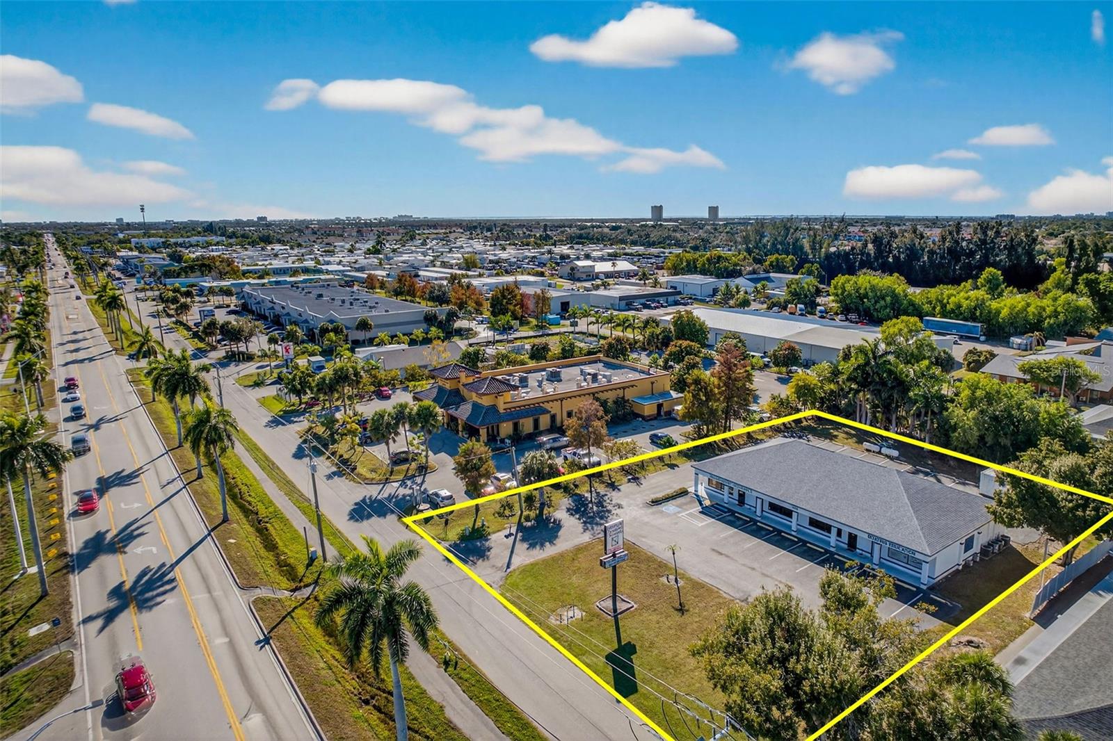 16048 SAN CARLOS BLVD, FORT MYERS, FL — photo 3