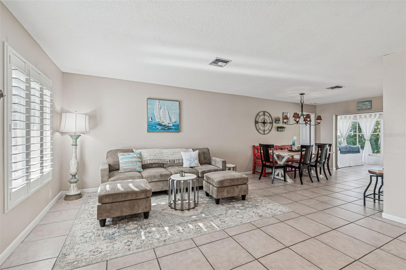 216 176TH AVE E, REDINGTON SHORES, FL — photo 6