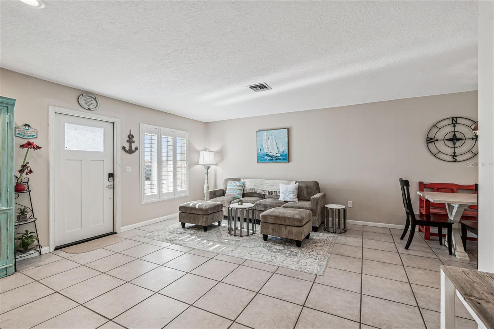 216 176TH AVE E, REDINGTON SHORES, FL — photo 7