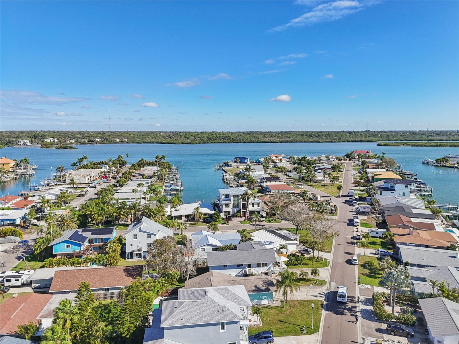 216 176TH AVE E, REDINGTON SHORES, FL — photo 55
