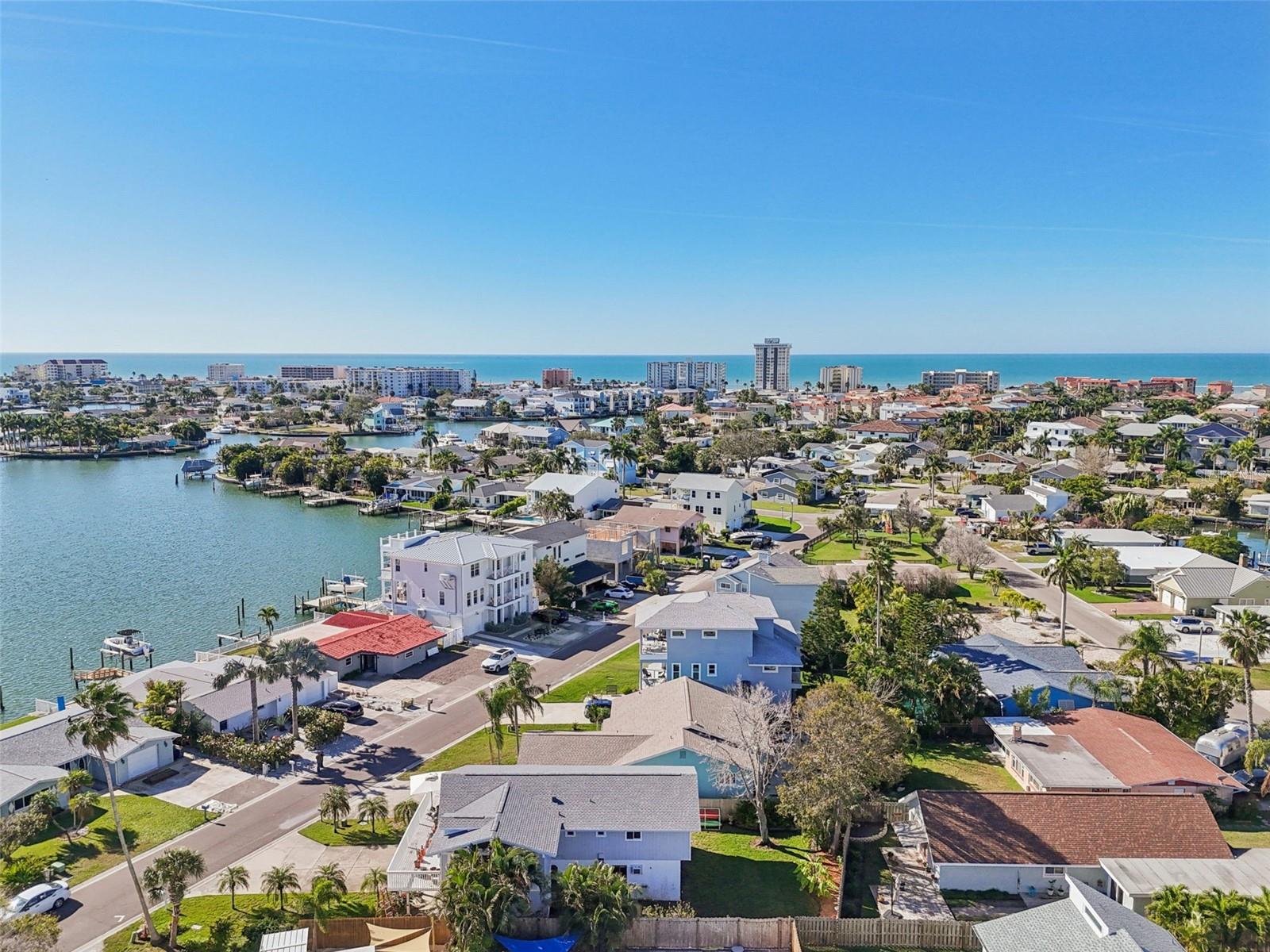 216 176TH AVE E, REDINGTON SHORES, FL — photo 57