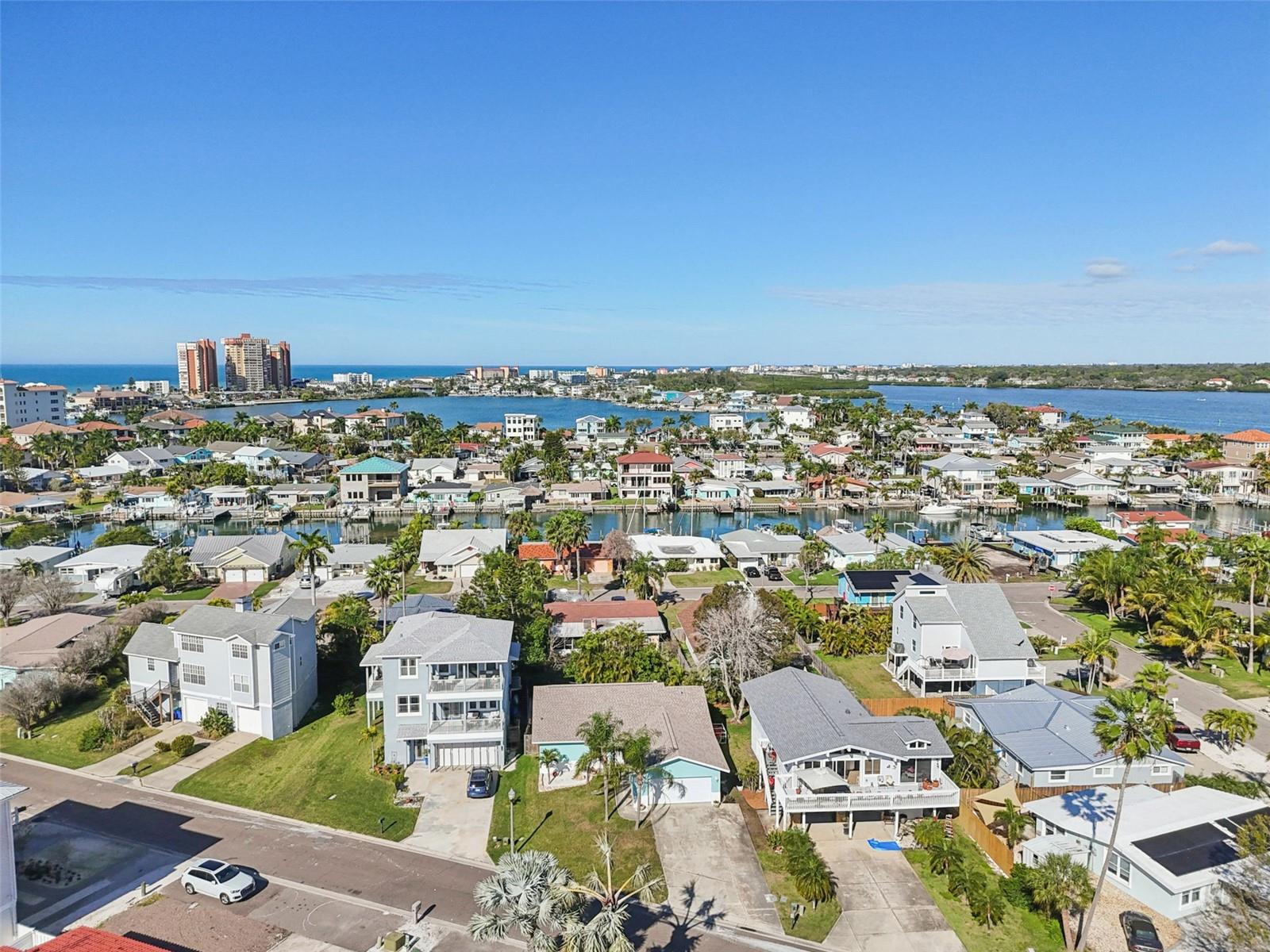216 176TH AVE E, REDINGTON SHORES, FL — photo 58