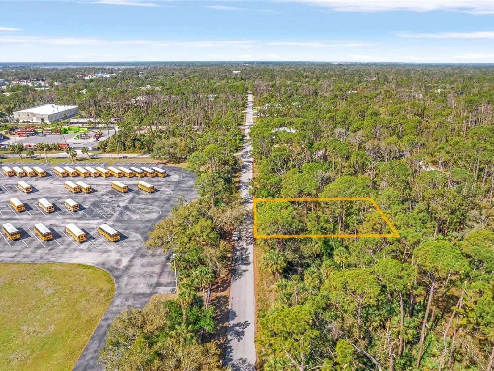 17474 GEDDES AVE, PORT CHARLOTTE, FL — photo 5