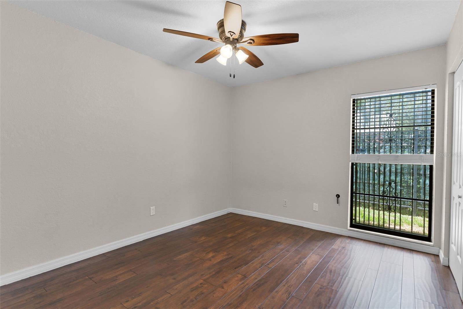 8208 LA SERENA DR, TAMPA, FL — photo 12