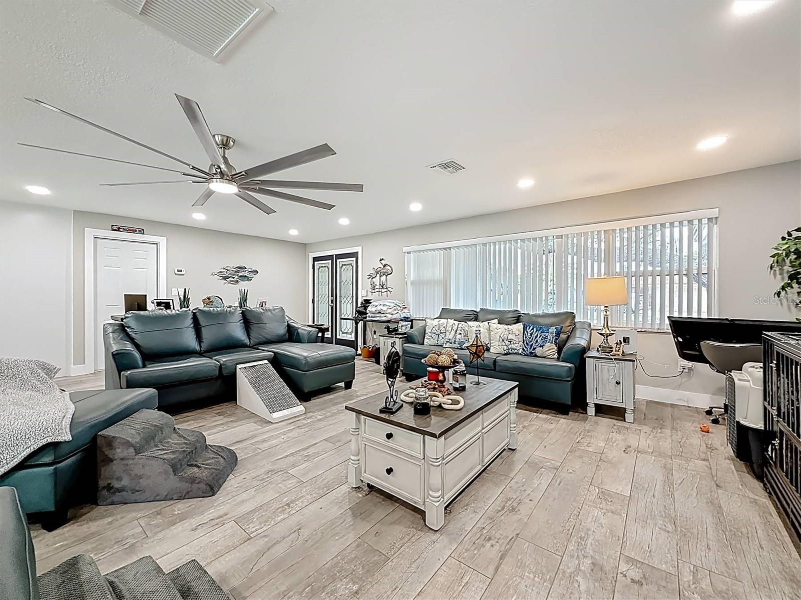3828 48TH AVE S, ST PETERSBURG, FL — photo 11