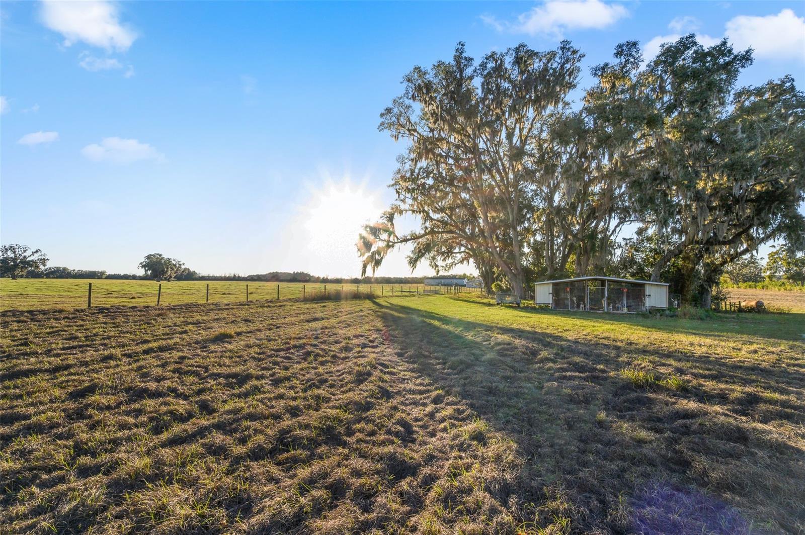 001 NW 202ND ST, NEWBERRY, FL — photo 11