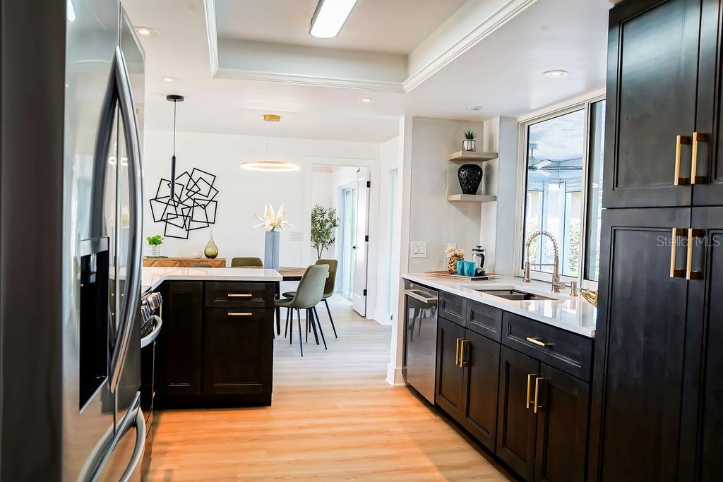 3807 48TH AVE S, ST PETERSBURG, FL — photo 18