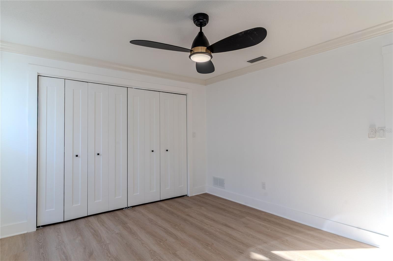 3807 48TH AVE S, ST PETERSBURG, FL — photo 33