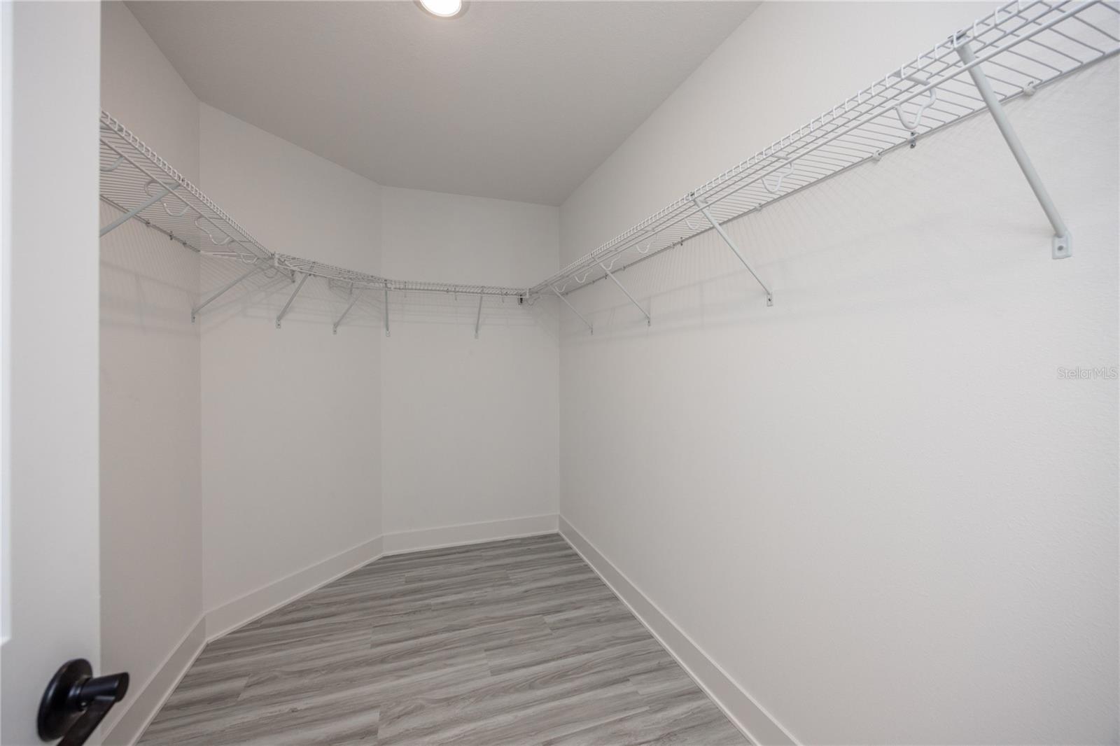 581 SW BELLFLOWER DR, LAKE CITY, FL — photo 9