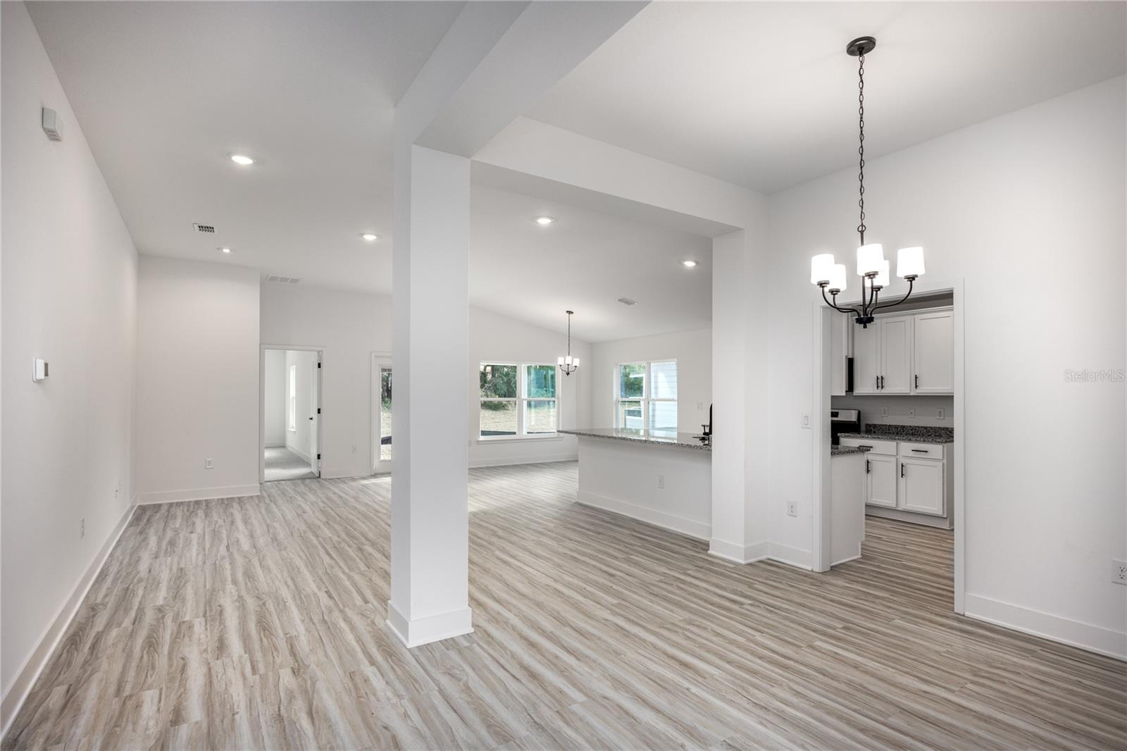 581 SW BELLFLOWER DR, LAKE CITY, FL — photo 28