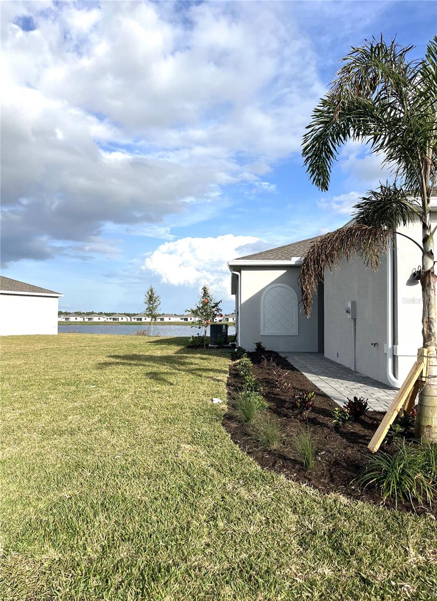 8787 SAINT KITTS CIR, ENGLEWOOD, FL — photo 21
