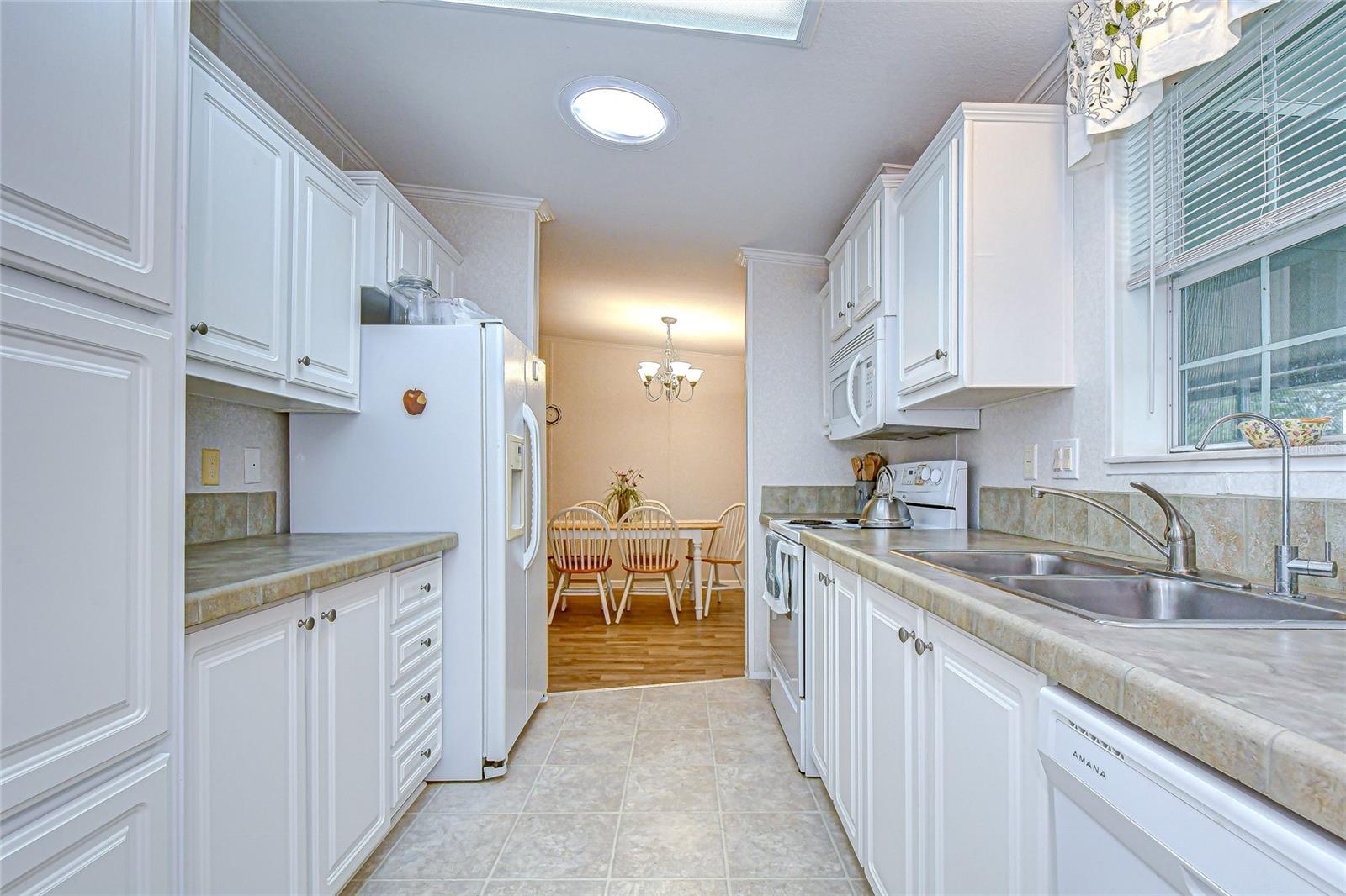 3337 DAWNS DELL, ZEPHYRHILLS, FL — photo 19