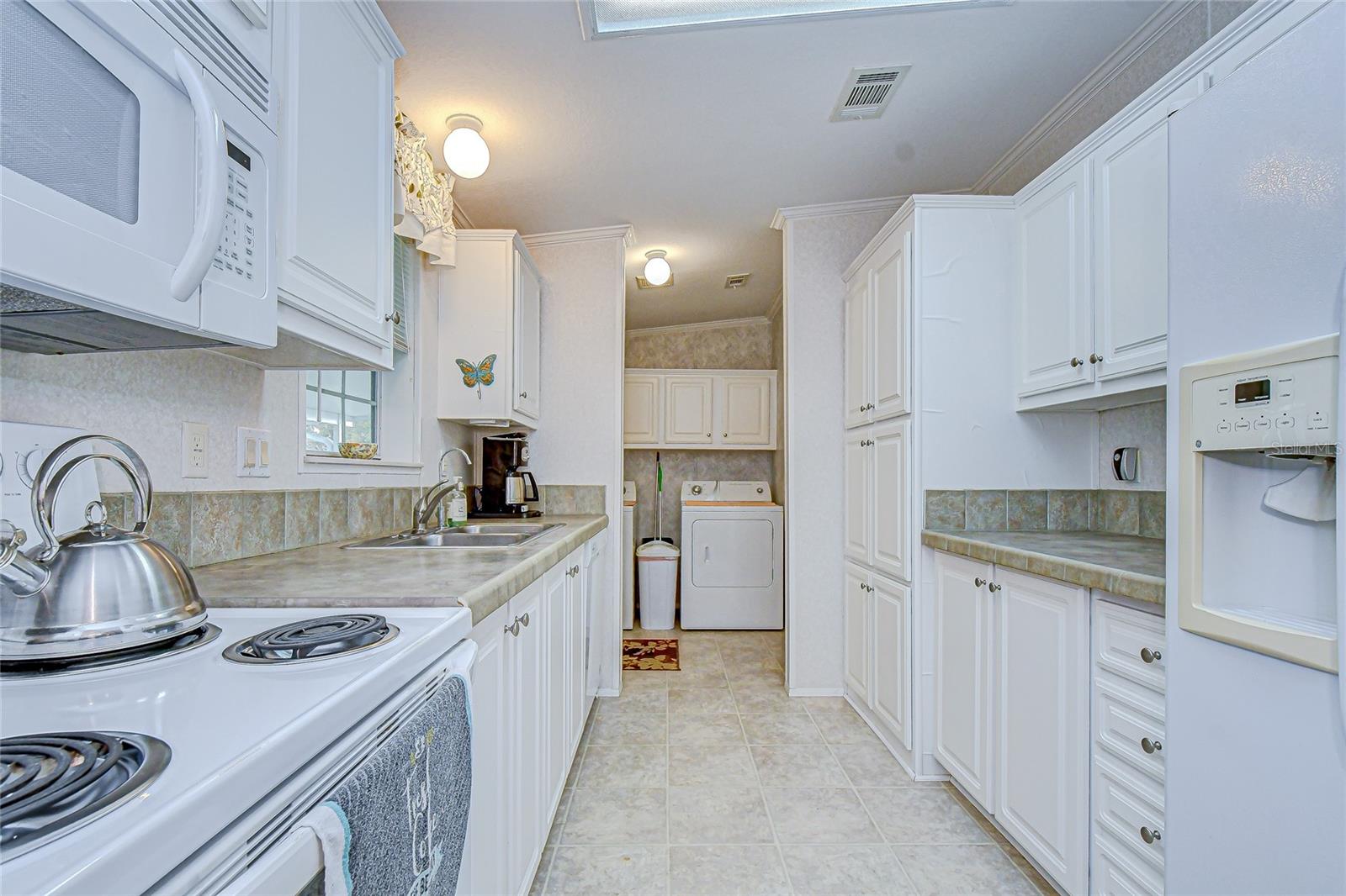 3337 DAWNS DELL, ZEPHYRHILLS, FL — photo 25
