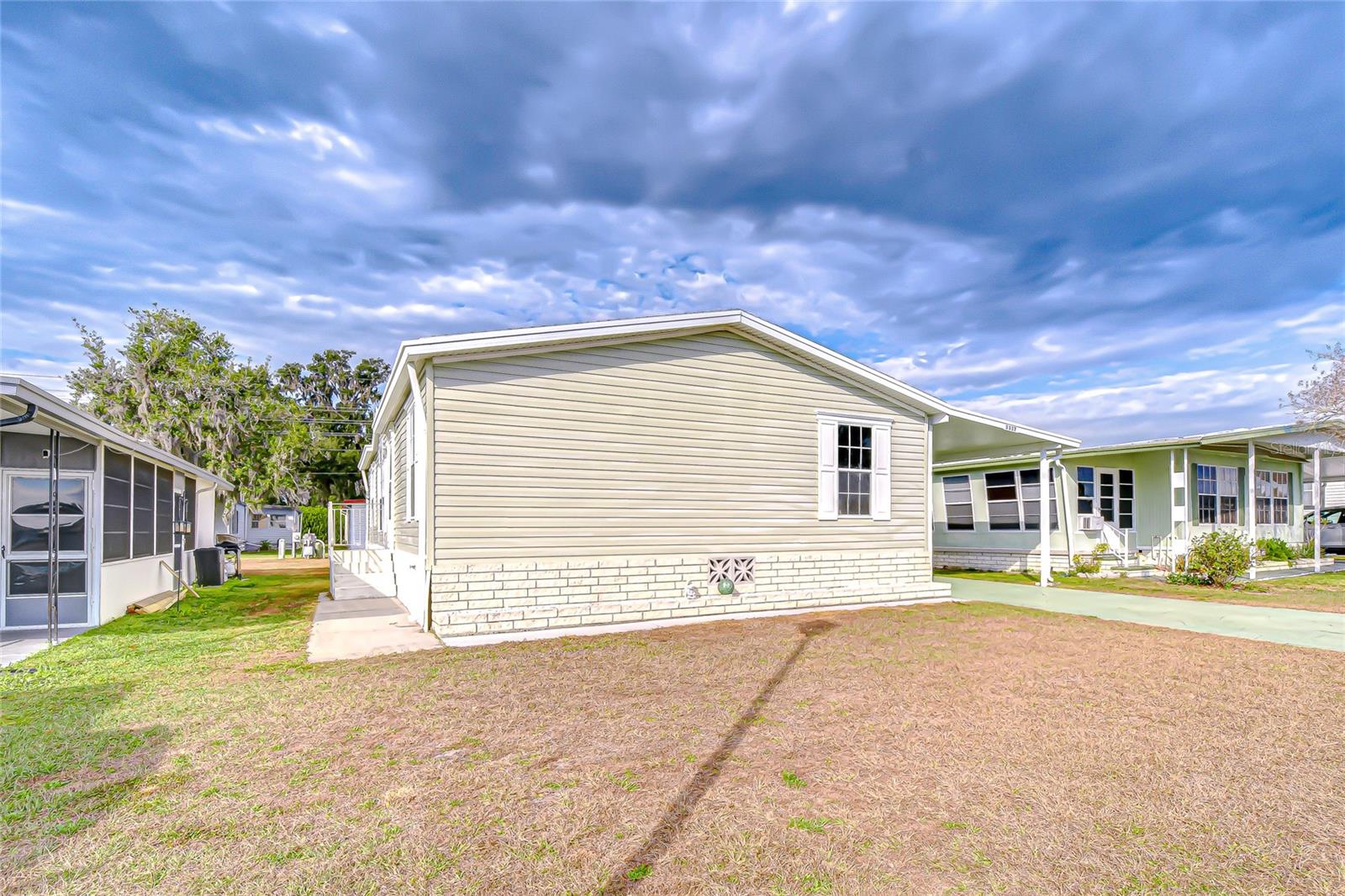 3337 DAWNS DELL, ZEPHYRHILLS, FL — photo 88