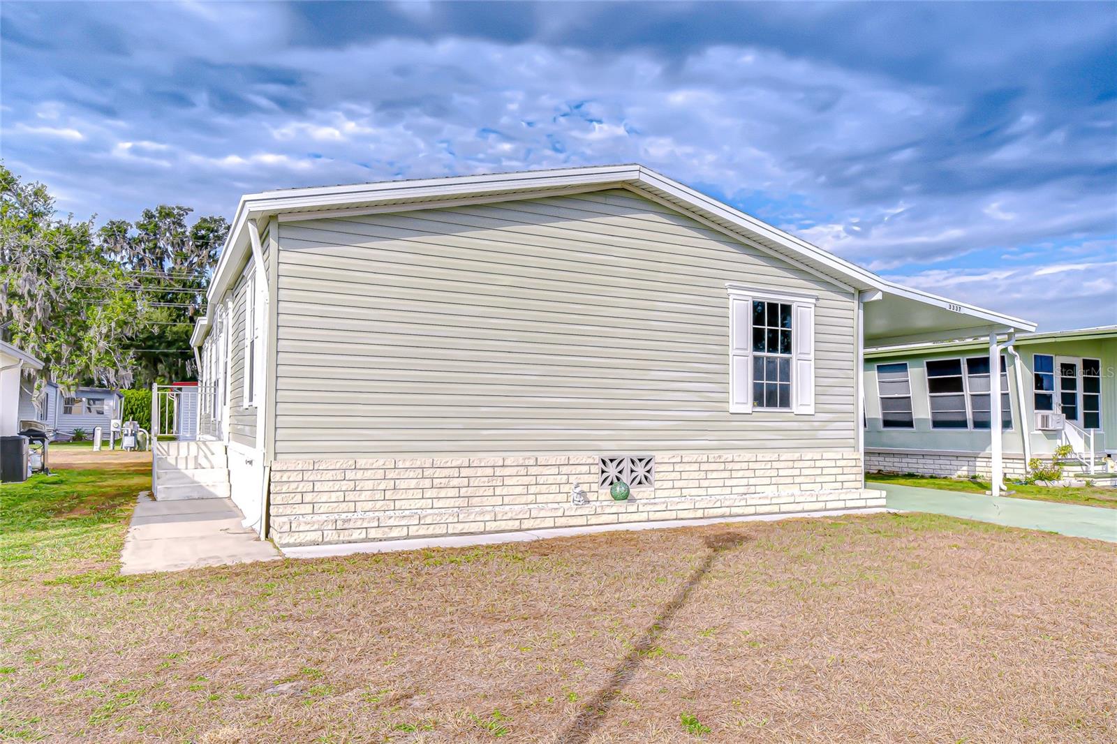 3337 DAWNS DELL, ZEPHYRHILLS, FL — photo 90