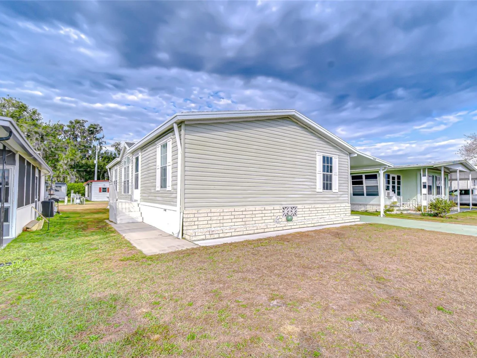 3337 DAWNS DELL, ZEPHYRHILLS, FL — photo 92
