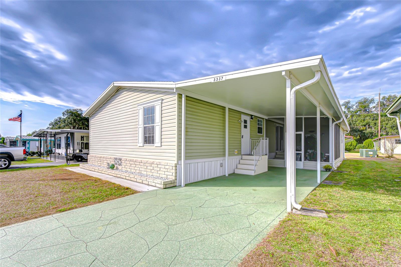 3337 DAWNS DELL, ZEPHYRHILLS, FL — photo 94