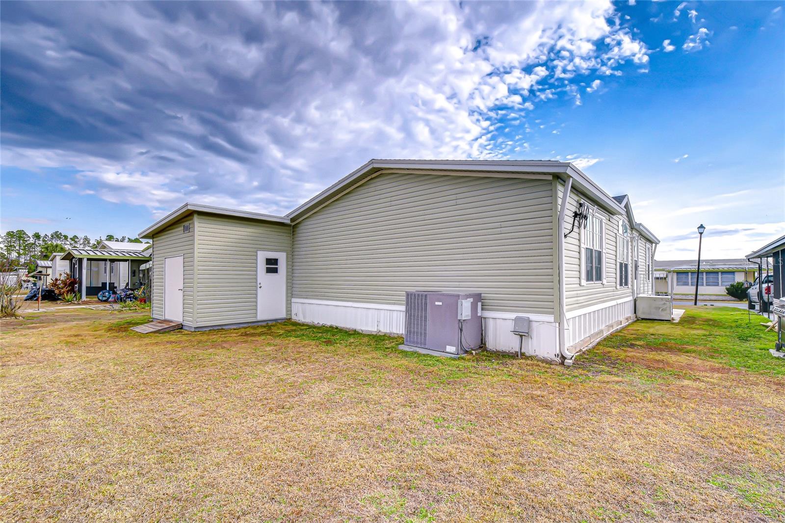 3337 DAWNS DELL, ZEPHYRHILLS, FL — photo 106