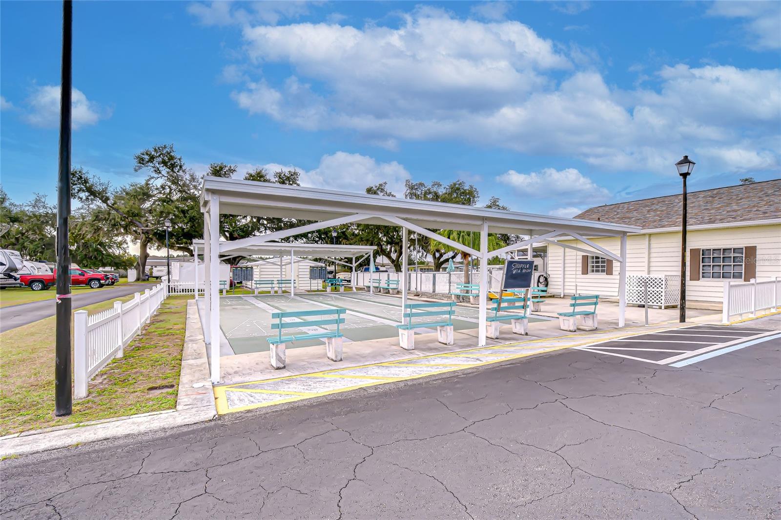 3337 DAWNS DELL, ZEPHYRHILLS, FL — photo 115