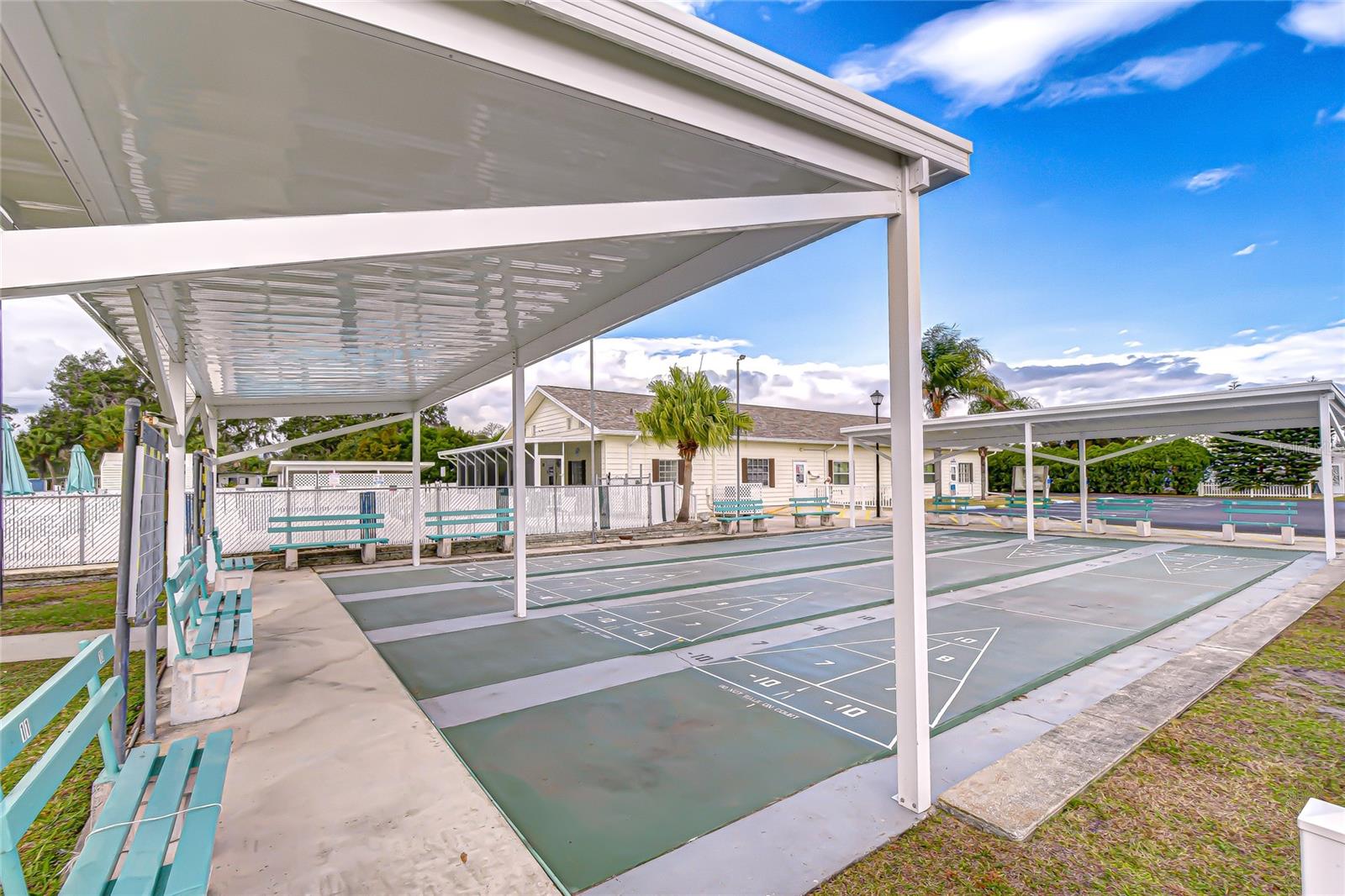 3337 DAWNS DELL, ZEPHYRHILLS, FL — photo 128