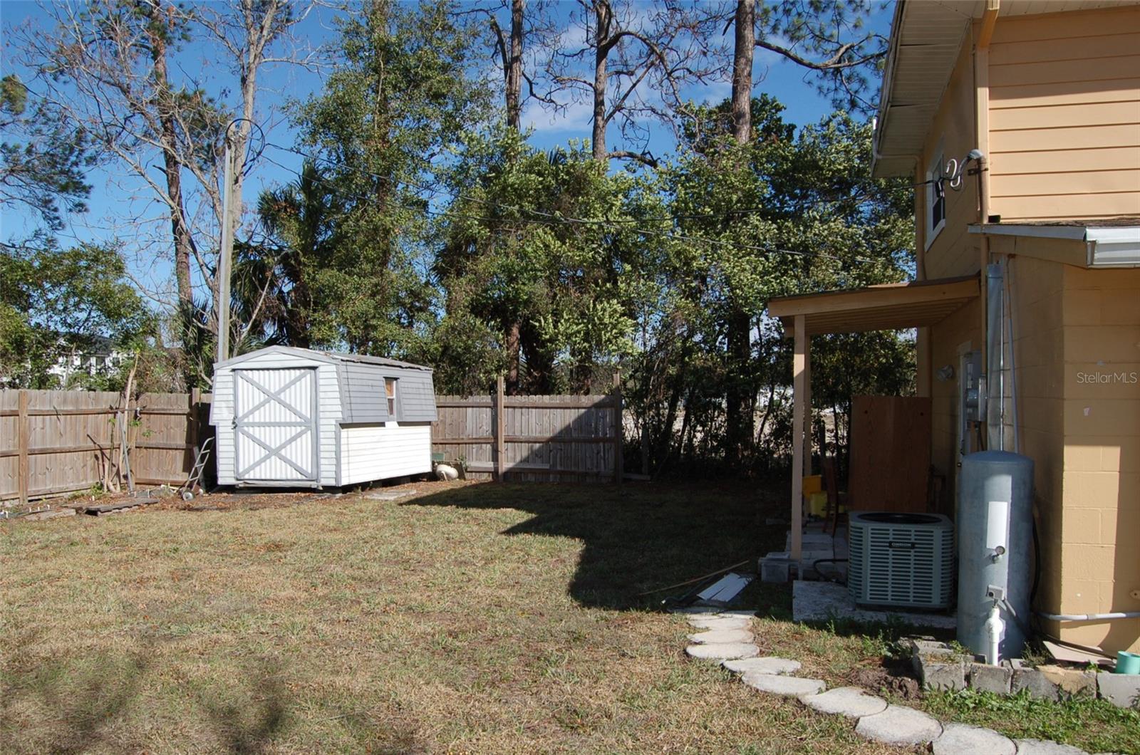 223 COUNTY ROAD 466A, FRUITLAND PARK, FL — photo 39
