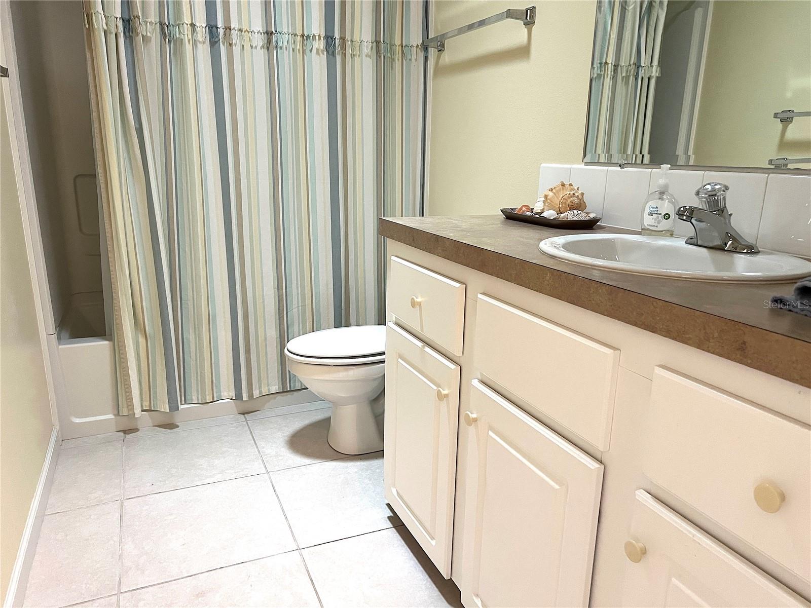 817 S GREEN CIR, VENICE, FL — photo 11