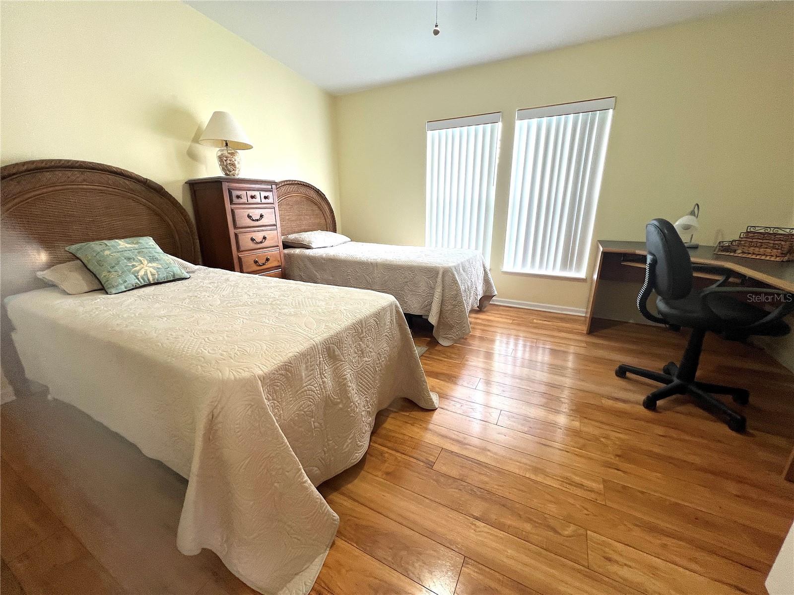 817 S GREEN CIR, VENICE, FL — photo 10