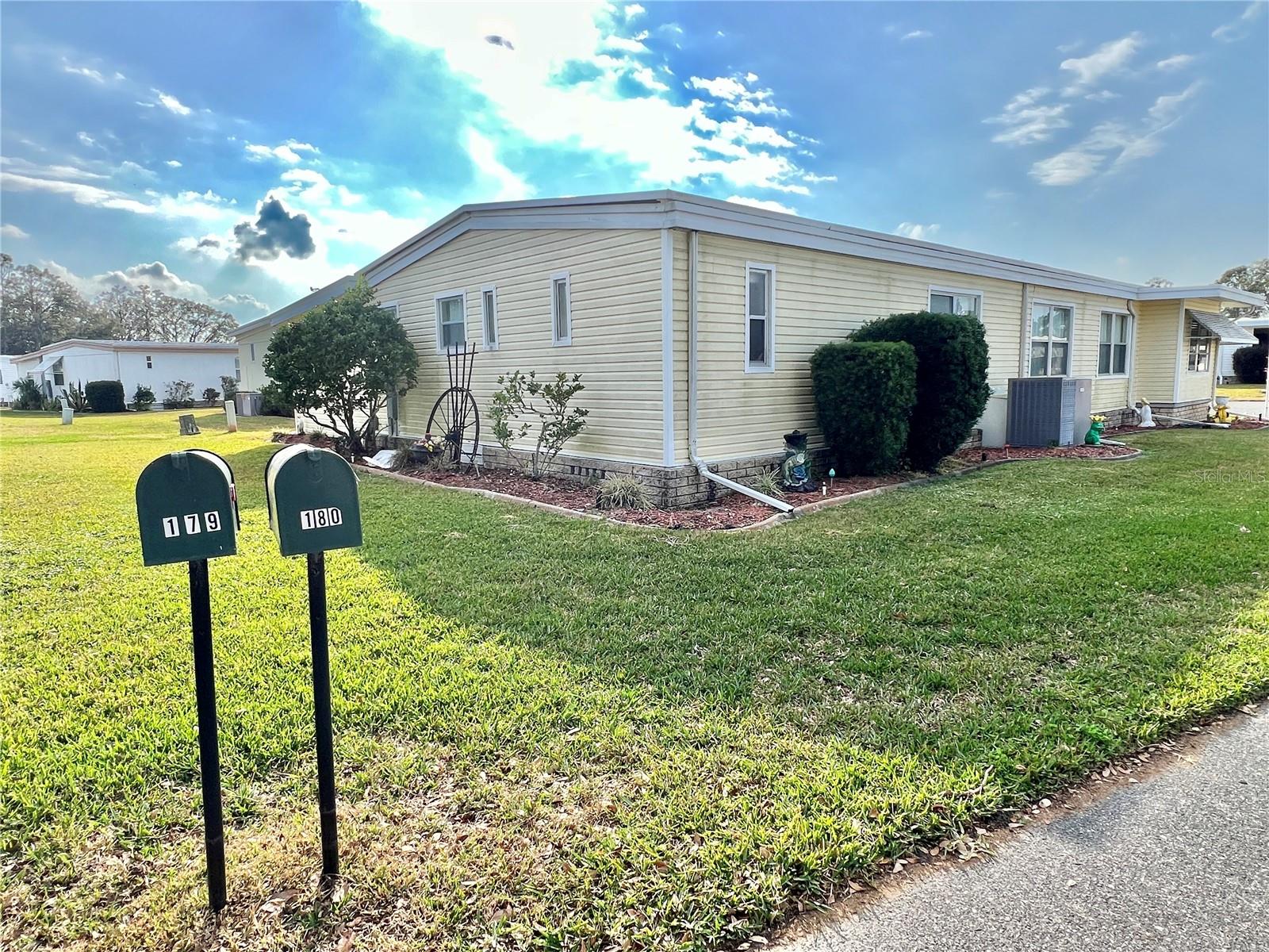 180 HIBISCUS WAY, LEESBURG, FL — photo 100