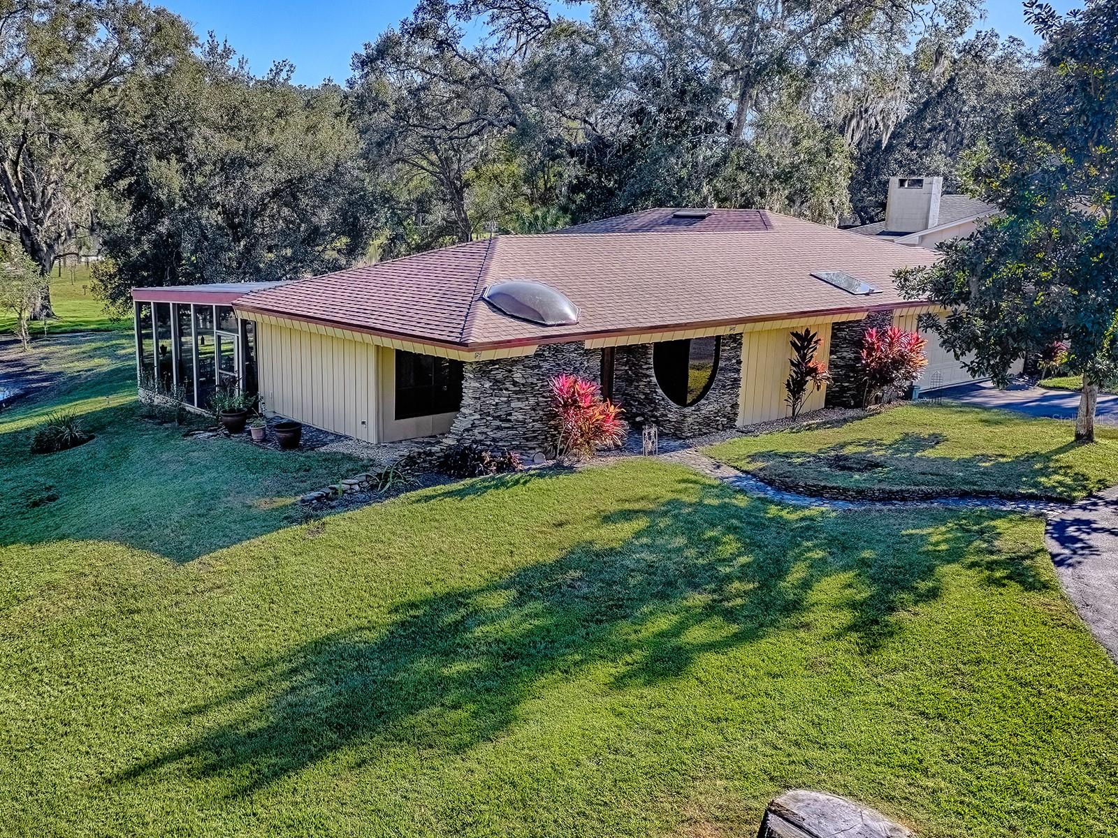 2314 HILLSIDE DR, MOUNT DORA, FL
