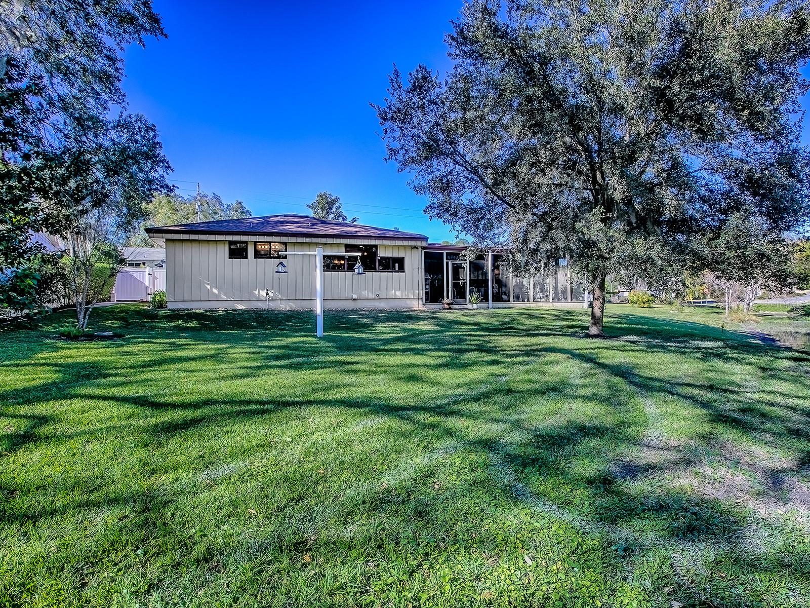 2314 HILLSIDE DR, MOUNT DORA, FL — photo 88