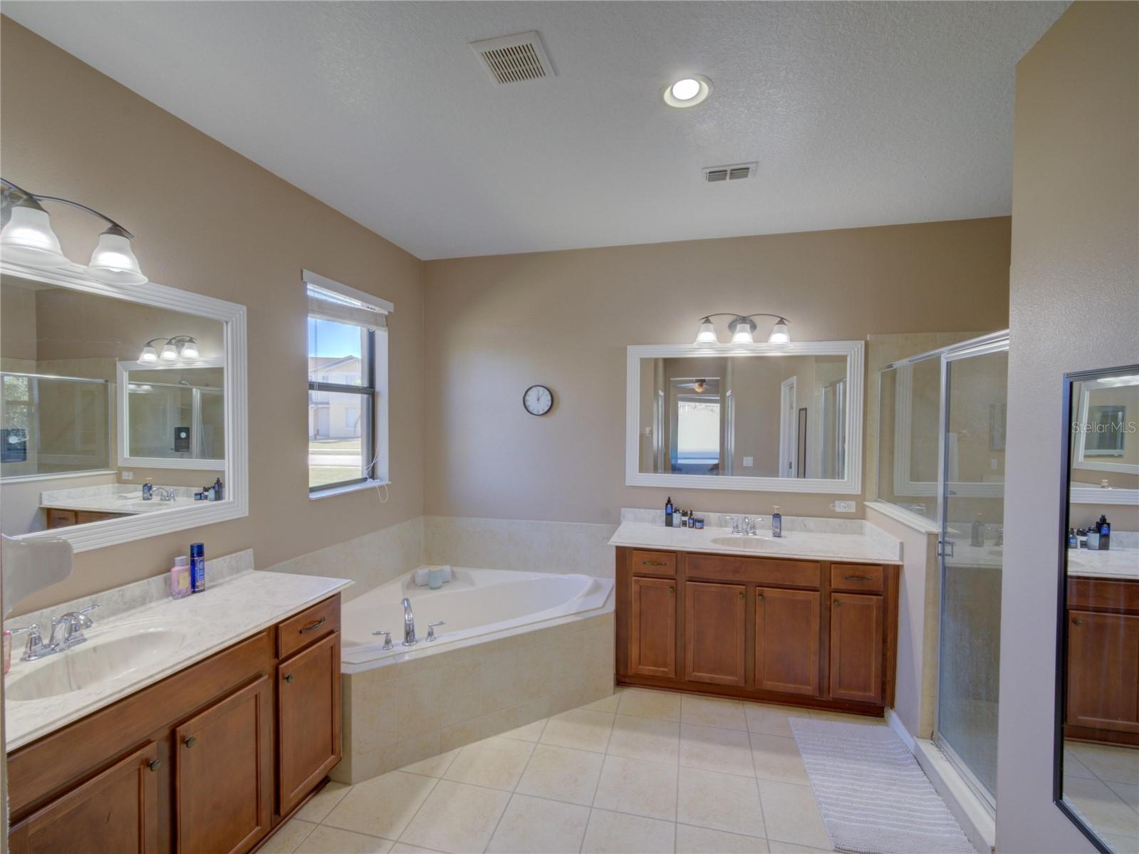 2717 EAGLE CLIFF DR, KISSIMMEE, FL — photo 18