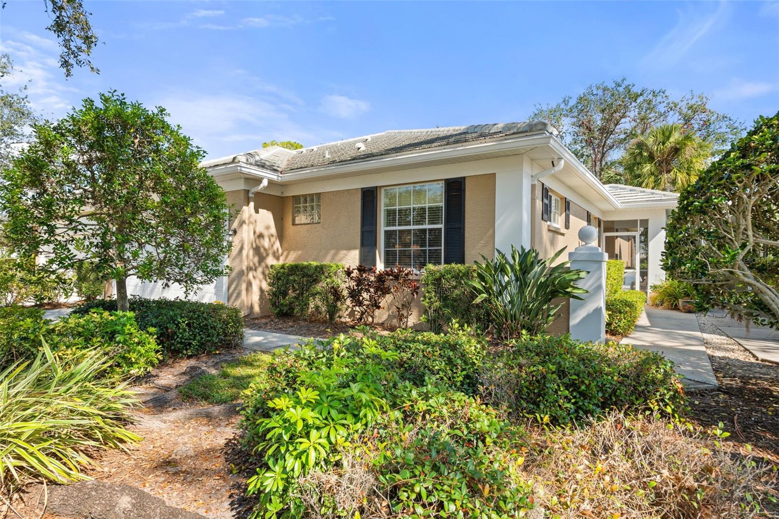 905 BARCLAY CT, VENICE, FL