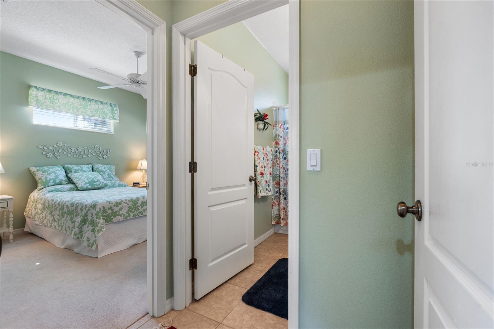 905 BARCLAY CT, VENICE, FL — photo 30