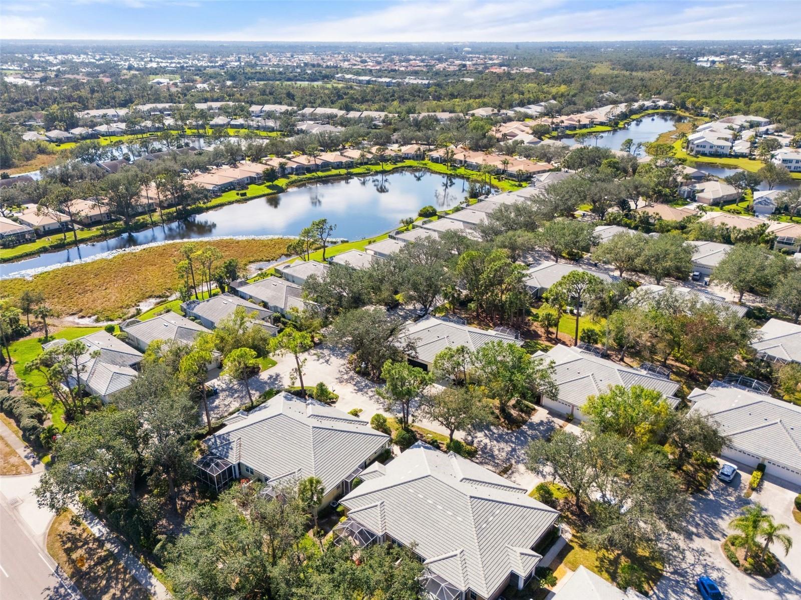 905 BARCLAY CT, VENICE, FL — photo 40