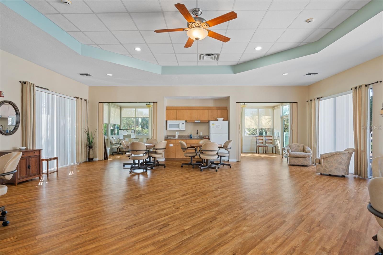 905 BARCLAY CT, VENICE, FL — photo 43