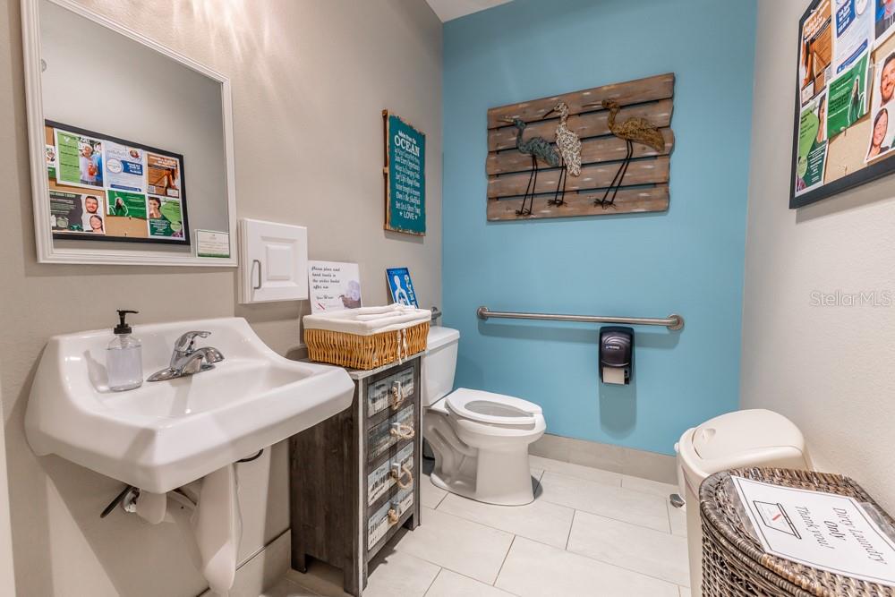 809 COUNTY ROAD 466 #202C, LADY LAKE, FL — photo 27