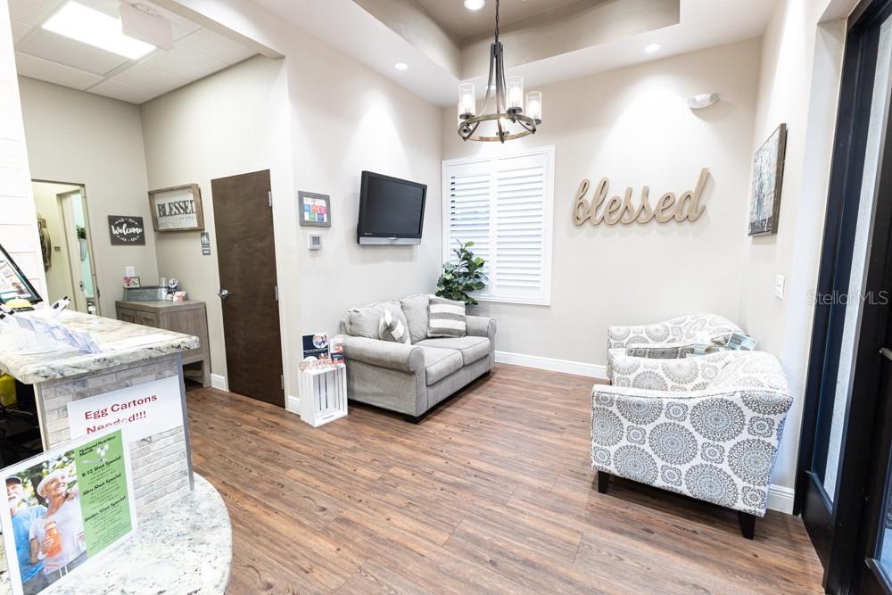 809 COUNTY ROAD 466 #202C, LADY LAKE, FL — photo 51