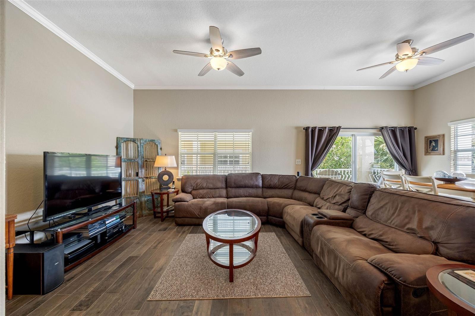 146 175TH TERRACE DR E, REDINGTON SHORES, FL — photo 6