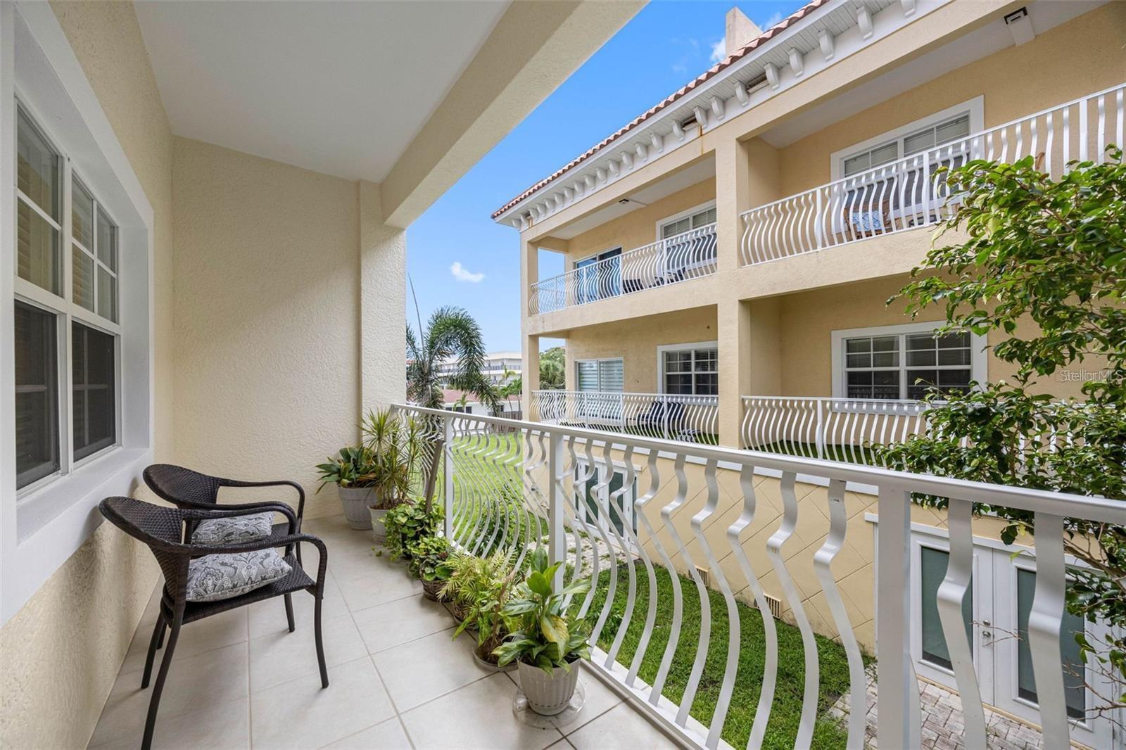 146 175TH TERRACE DR E, REDINGTON SHORES, FL — photo 11