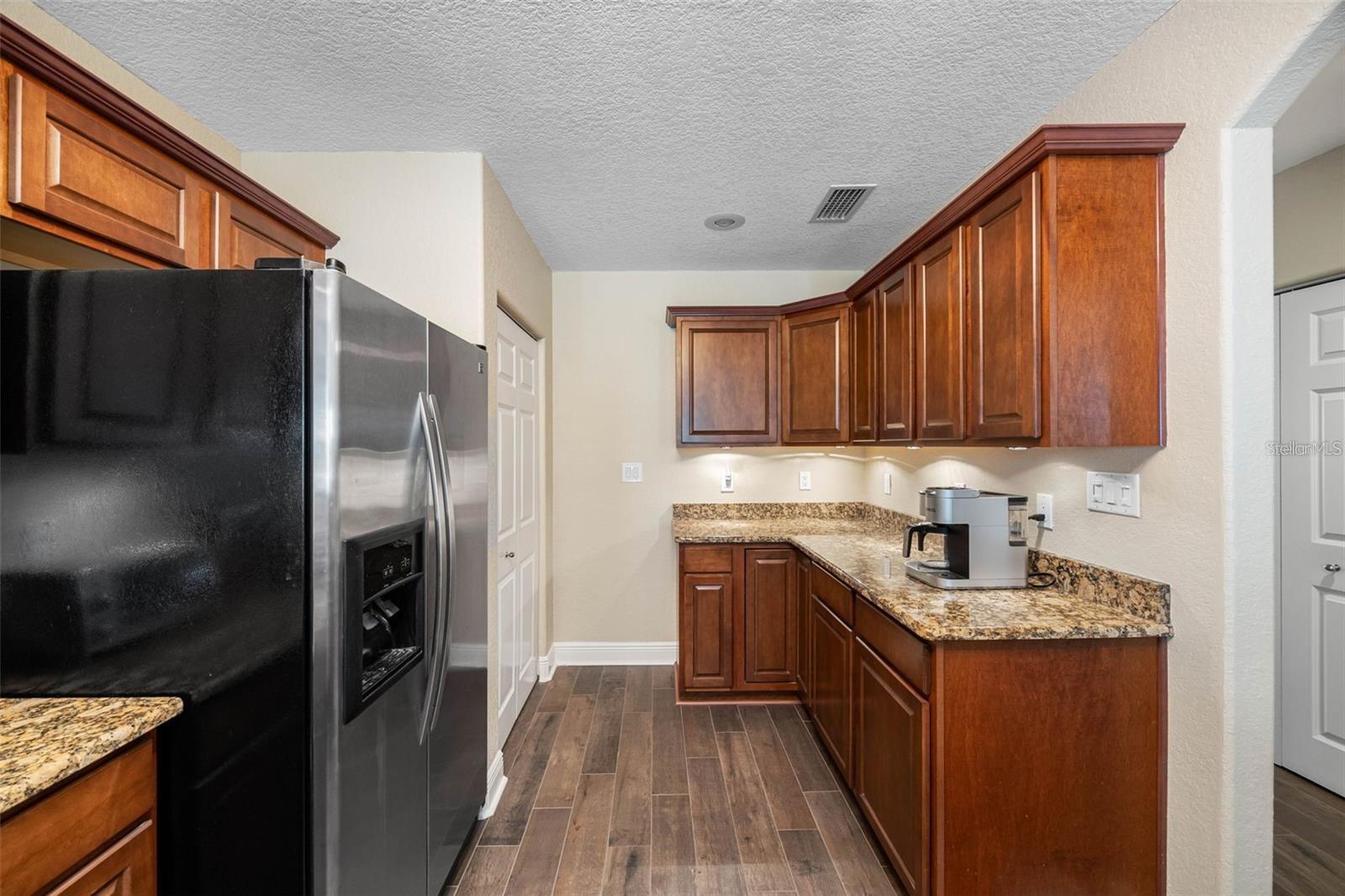 146 175TH TERRACE DR E, REDINGTON SHORES, FL — photo 14
