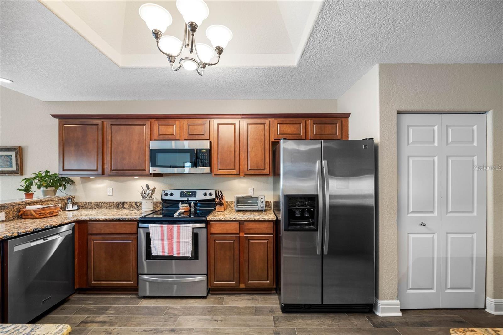 146 175TH TERRACE DR E, REDINGTON SHORES, FL — photo 15