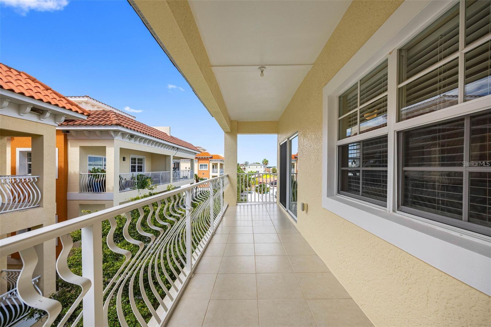 146 175TH TERRACE DR E, REDINGTON SHORES, FL — photo 23