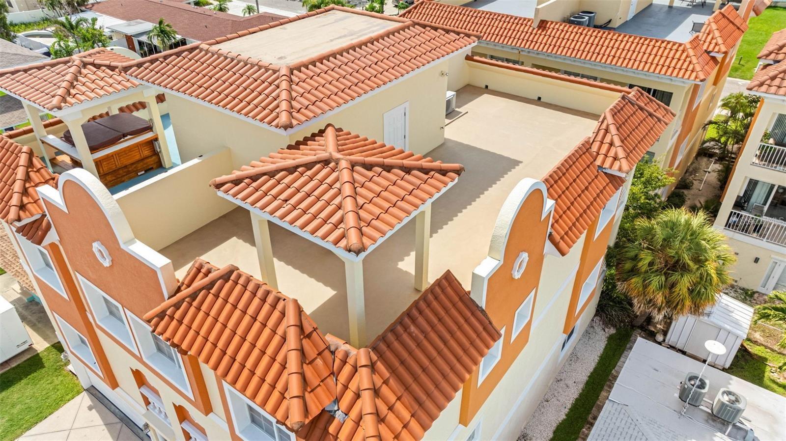 146 175TH TERRACE DR E, REDINGTON SHORES, FL — photo 40