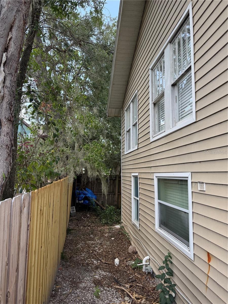 610 21ST ST W, BRADENTON, FL — photo 7