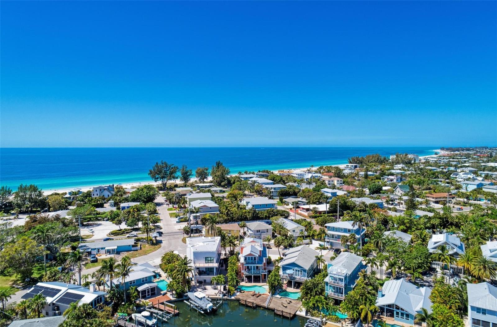 203 N HARBOR DR, HOLMES BEACH, FL — photo 15