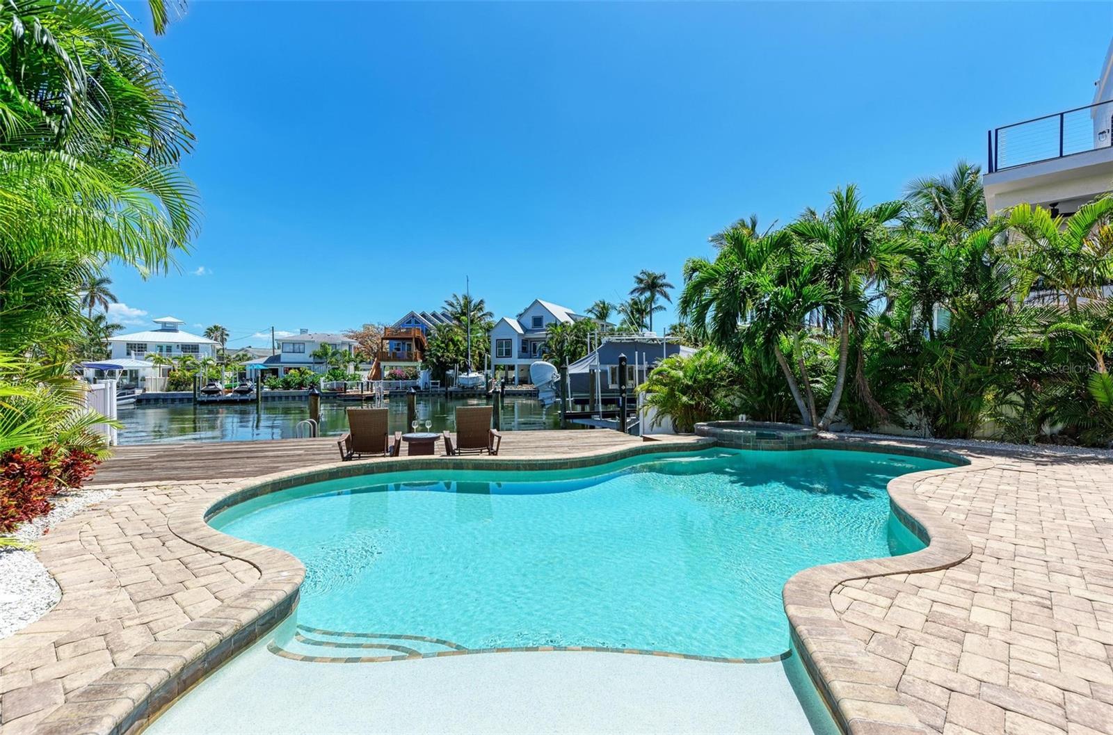203 N HARBOR DR, HOLMES BEACH, FL — photo 57