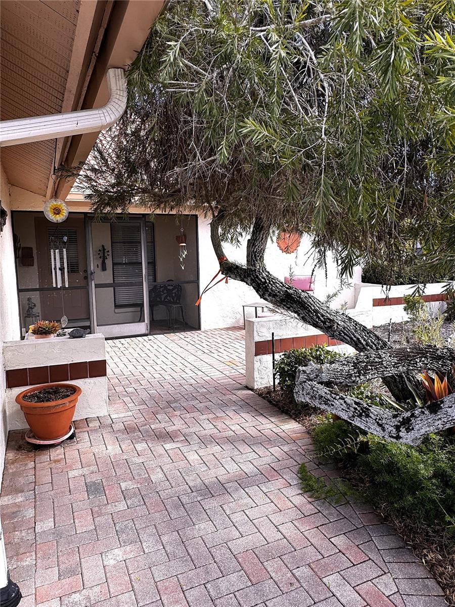 229 LAUREL HOLLOW DR #83, NOKOMIS, FL — photo 4