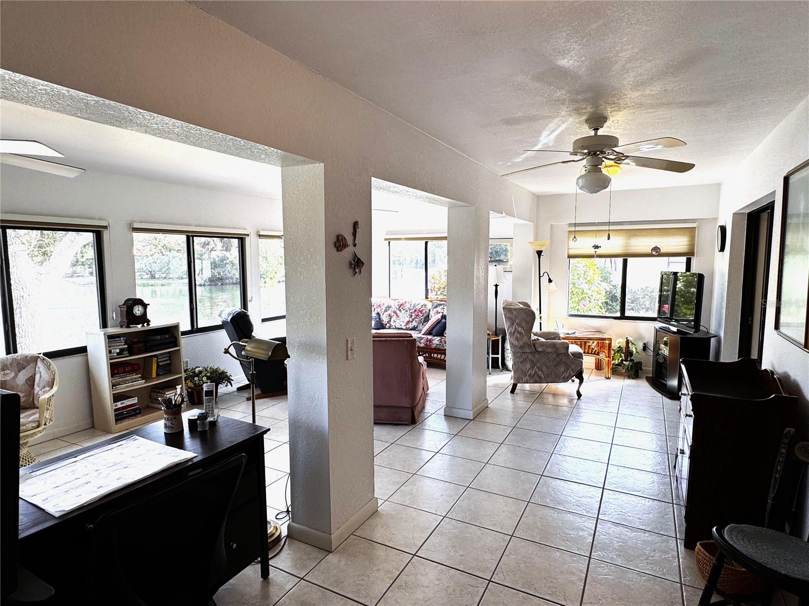 229 LAUREL HOLLOW DR #83, NOKOMIS, FL — photo 27
