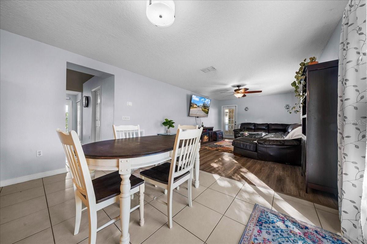 888 MARIETTA LN, EUSTIS, FL — photo 51